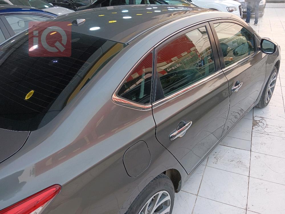 Nissan Sentra